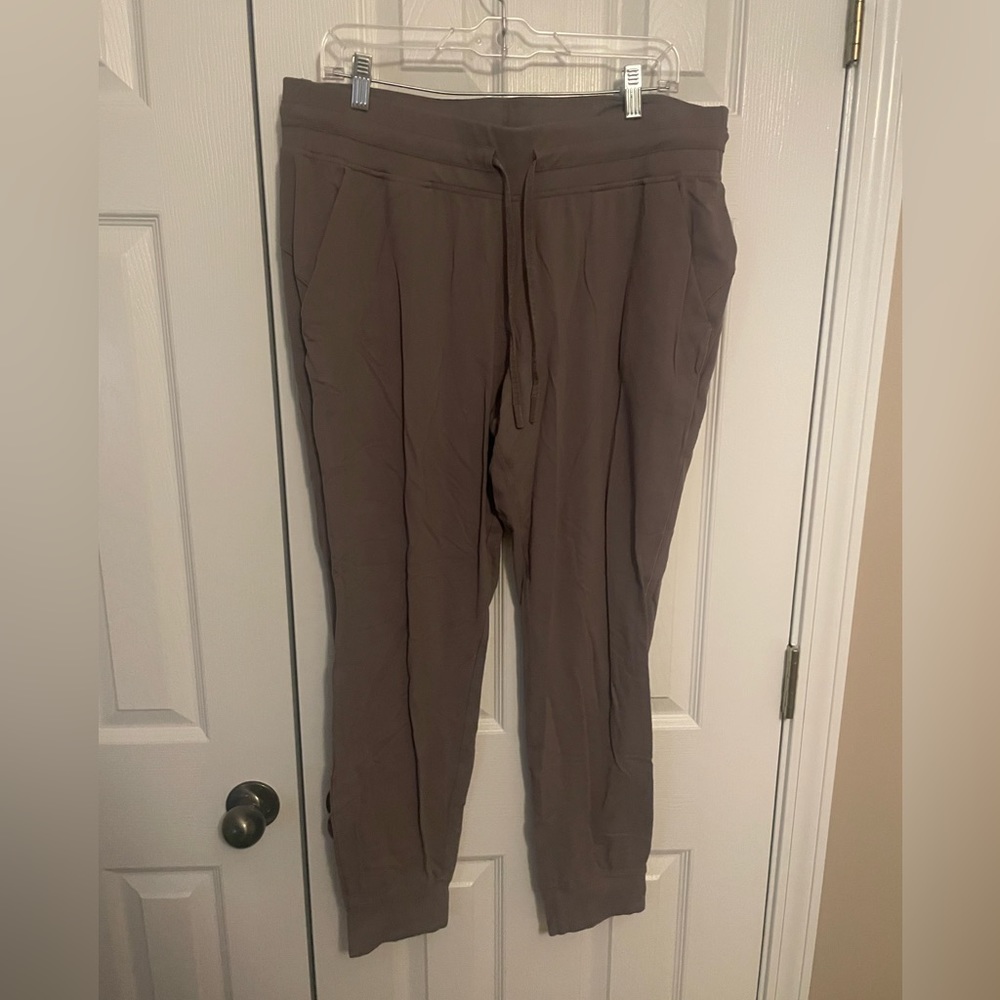 Lululemon Scuba Joggers